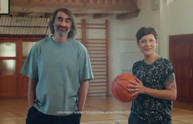 Ministerstvo spustilo kampaň na podporu očkování. Jaká je reakce lidí?