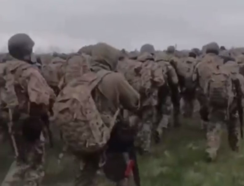Záběry vojáků z příprav ukrajinské protiofenzivy